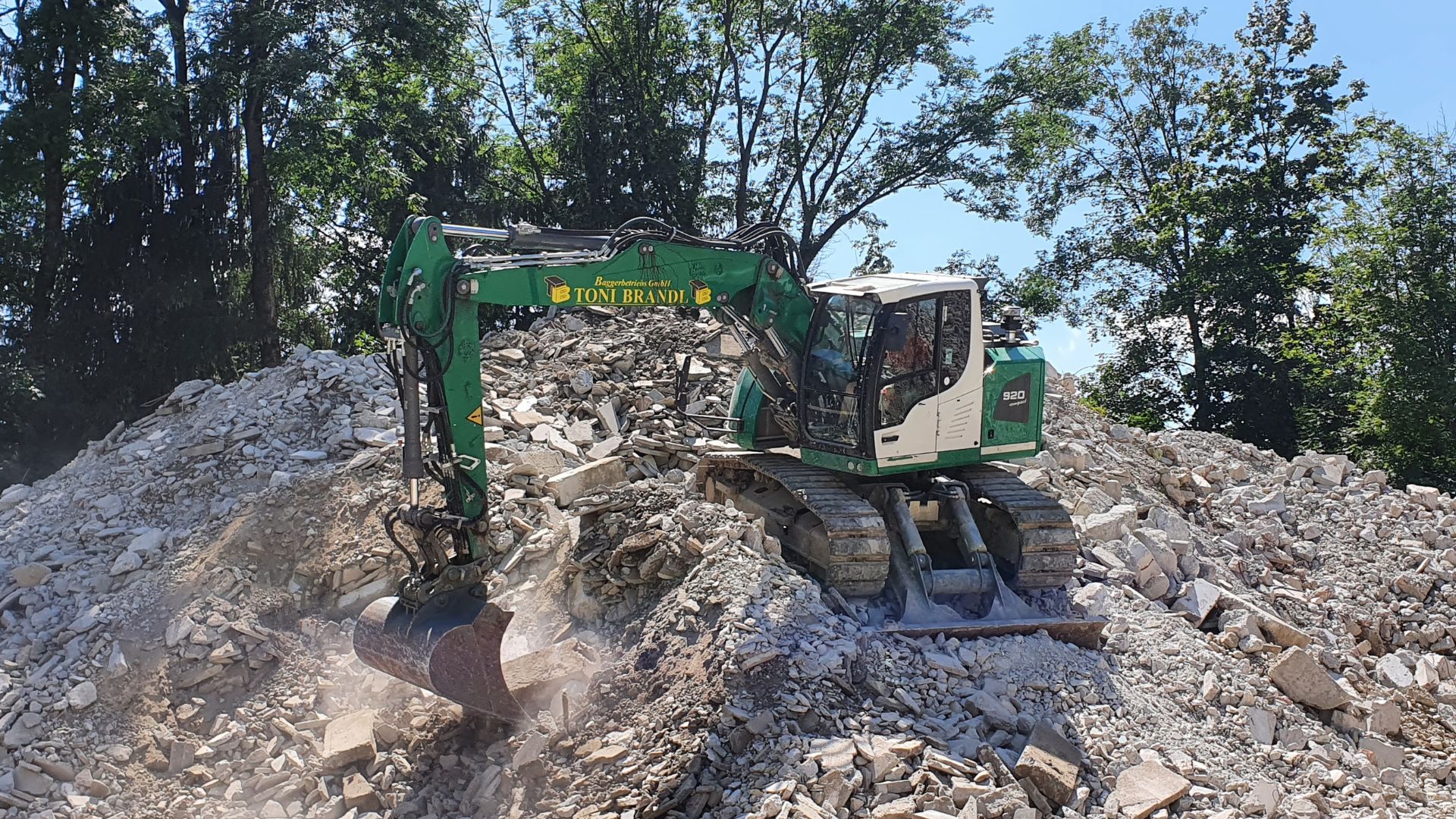 Fahrzeugbild Liebherr R920C