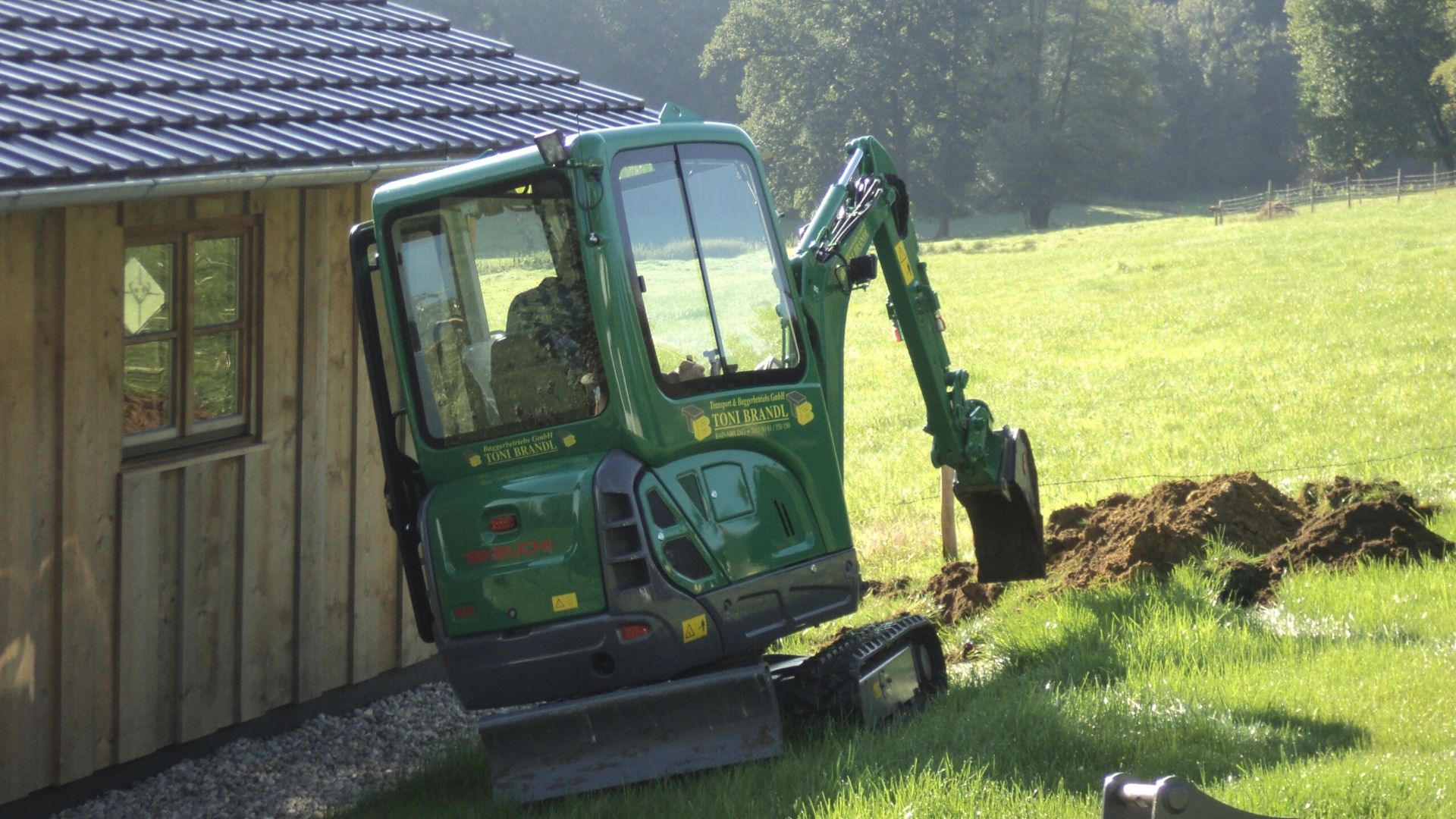 Fahrzeugbild Takeuchi TB216